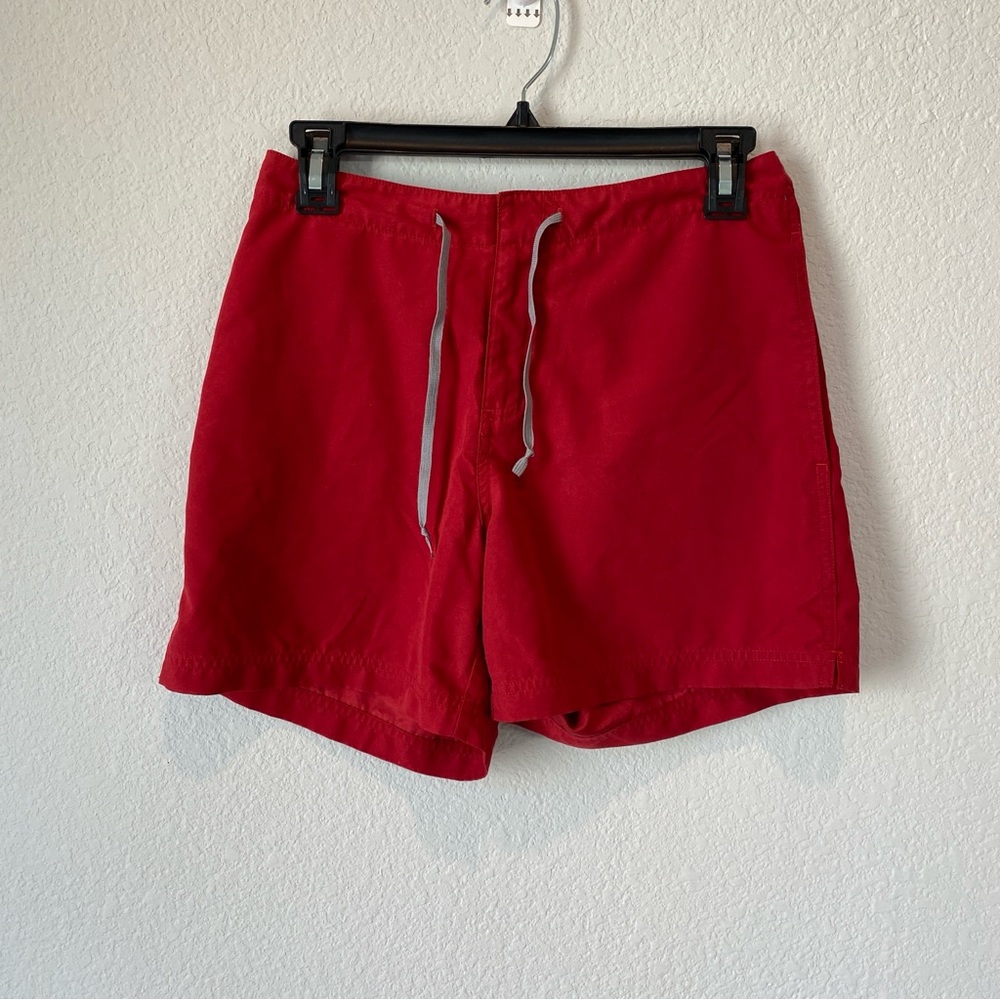 Marmot Women’s Drawstring Red Shorts Size Small